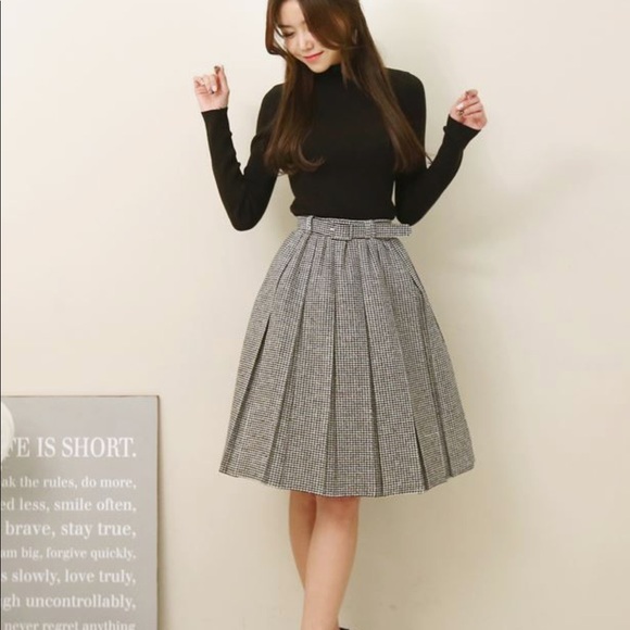 ◖ ◖  Vintage 100% Wool Skirt ◗ ◗ - Picture 6 of 8